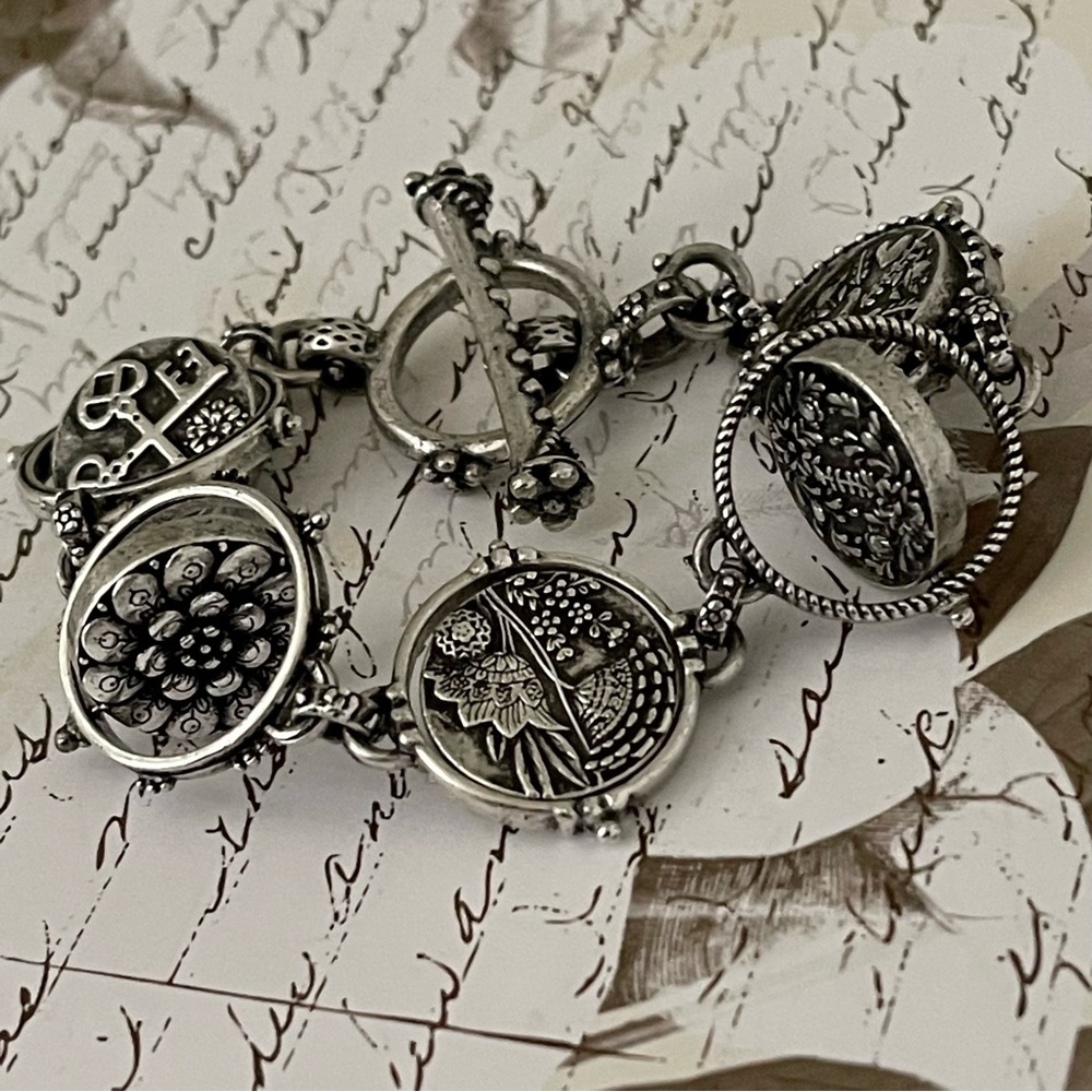 Lucky Brand Antique Silver Swivel Coin Toggle Bracelet - Picture 5 of 12